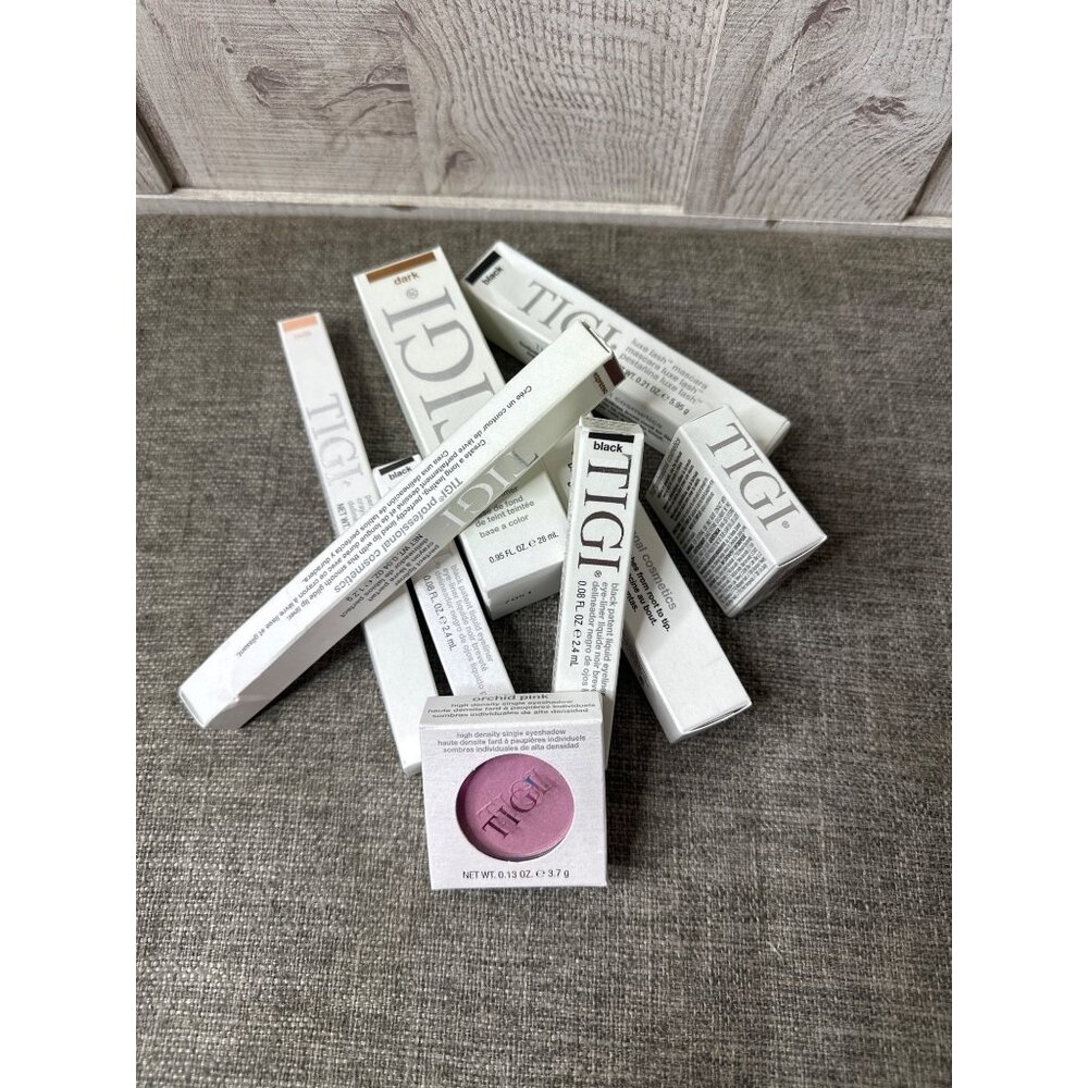 TIGI Makeup Bundle Luxe Lash Mascara Eyeliner Lip Liner Tinted Primer Eyeshadow